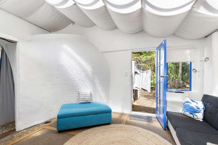 498 Sea View Road Onetangi_11