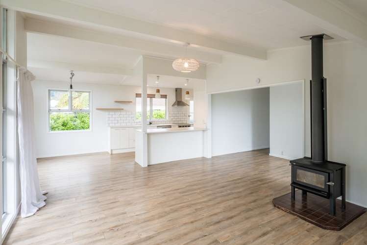 32 Sylvan Avenue Waikanae_12
