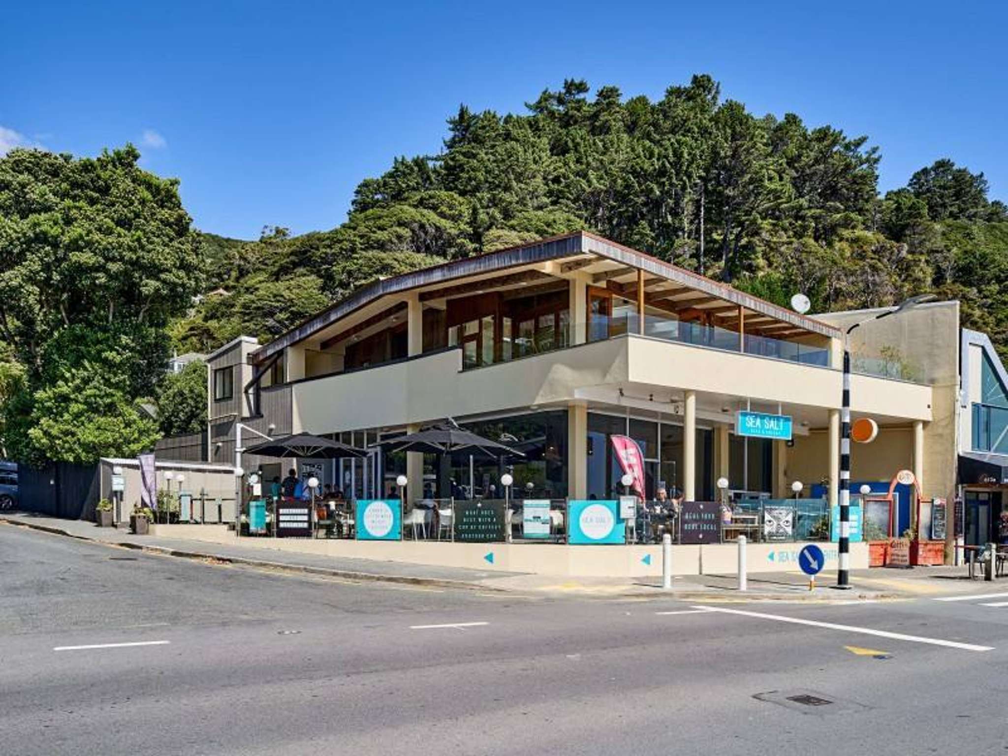 Mixed-use offering in Days Bay