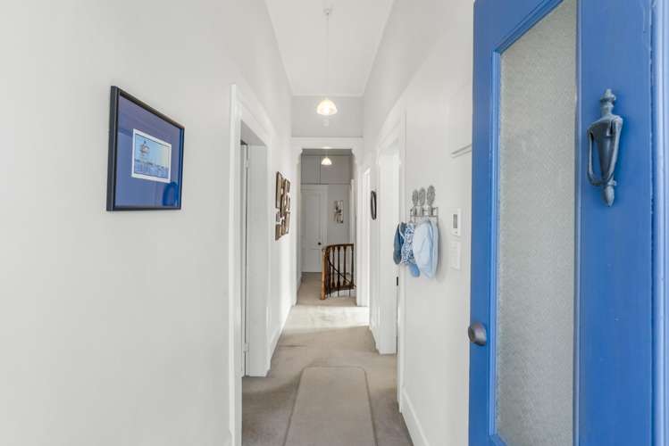 7 High Street Devonport_14