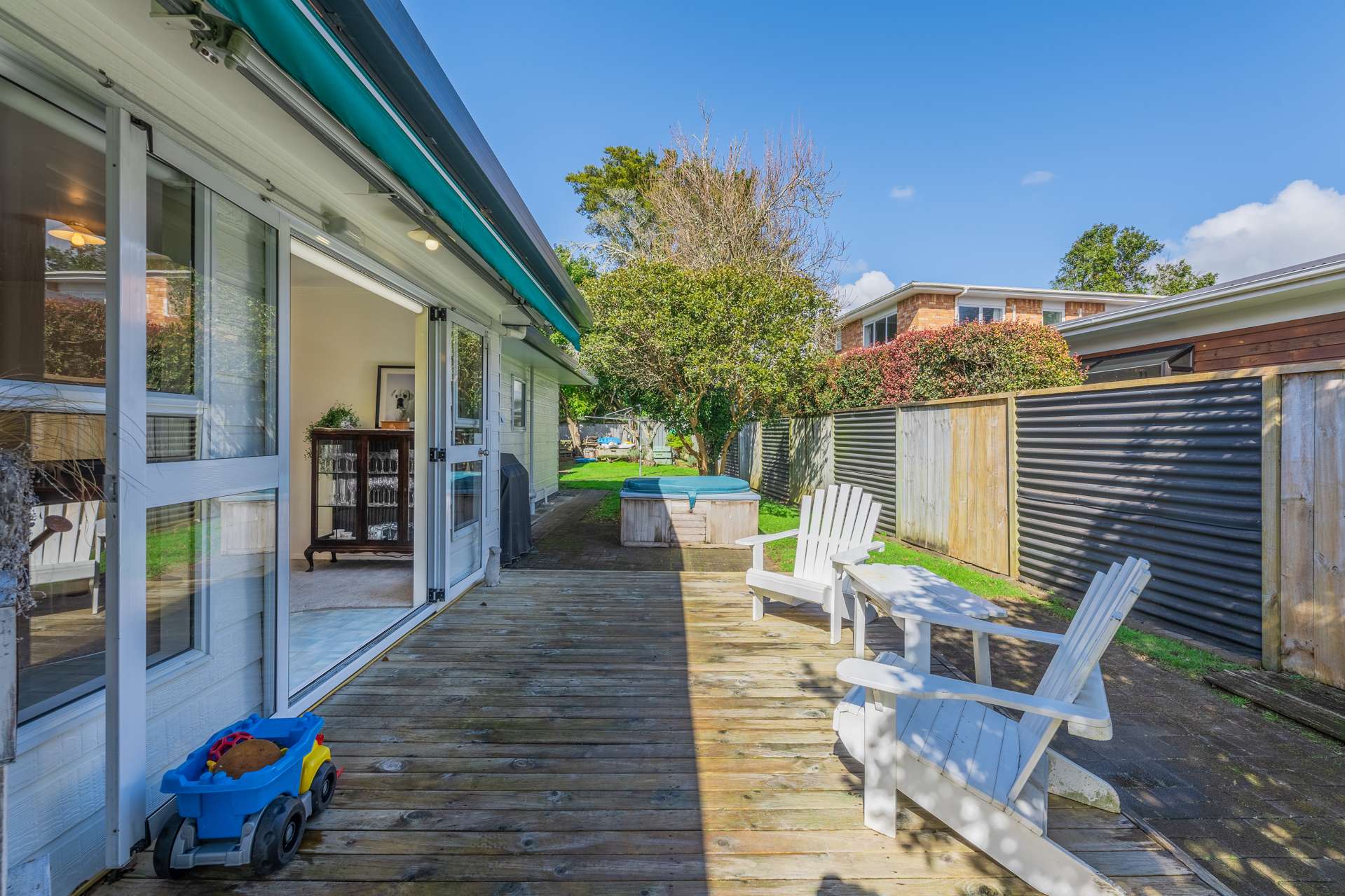 63a Beach Road Pahurehure_0