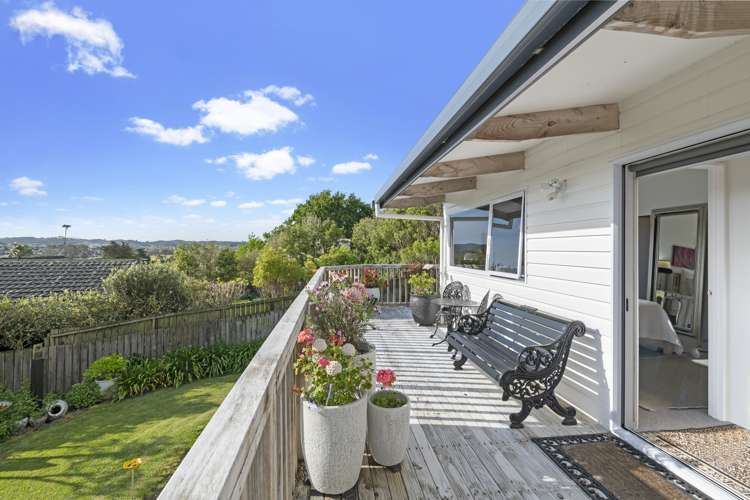 15 Jelas Road Red Beach_12