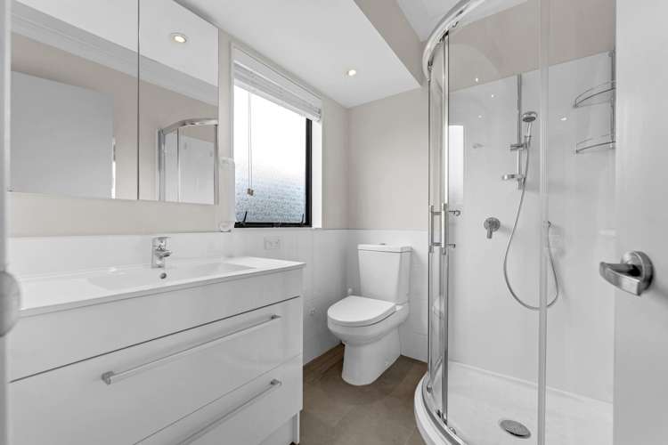 10 Kadina Place Botany Downs_14