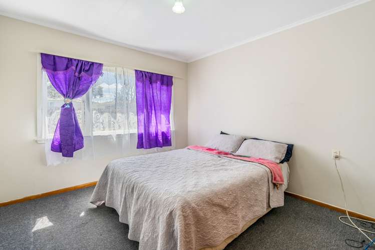 13 Freyberg Crescent Pukekohe_11