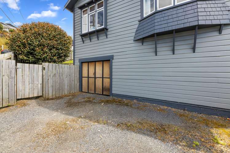 44 Leckhampton Court Clyde Hill_26