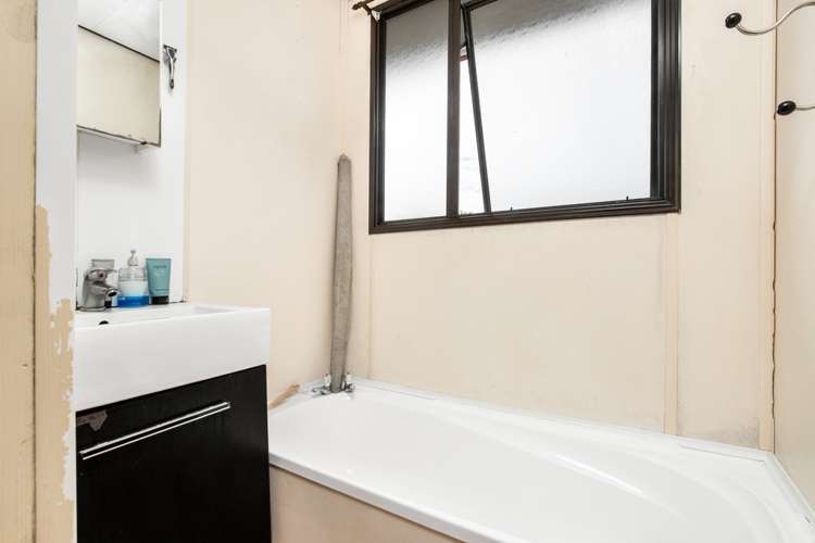 3/8 Barneys Farm Road Clendon Park_8