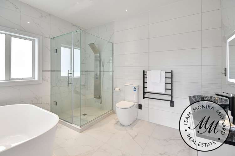 26 Michael Bosher Way Flat Bush_22