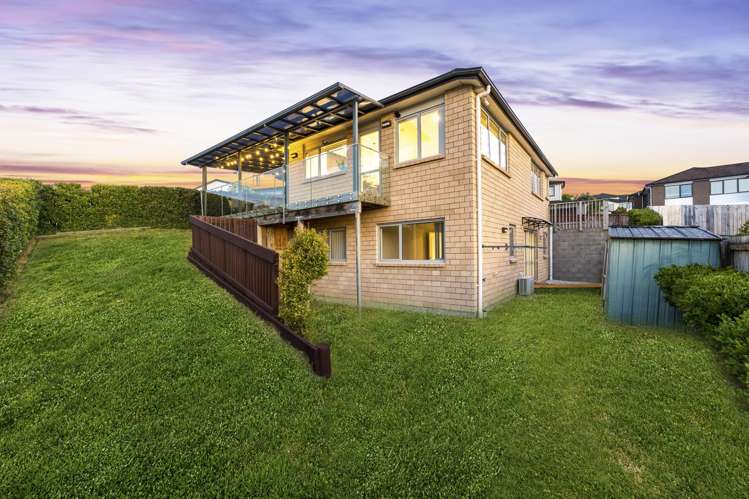 64 Cirrus Way Ranui_35