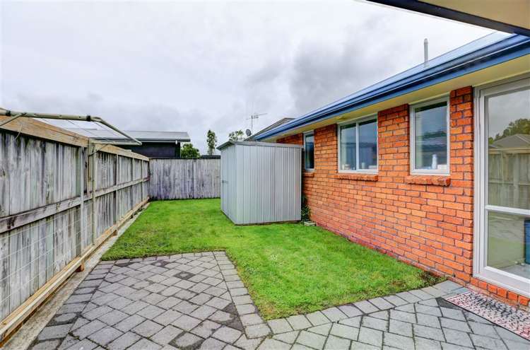 4 Taunton Court Huntington_18