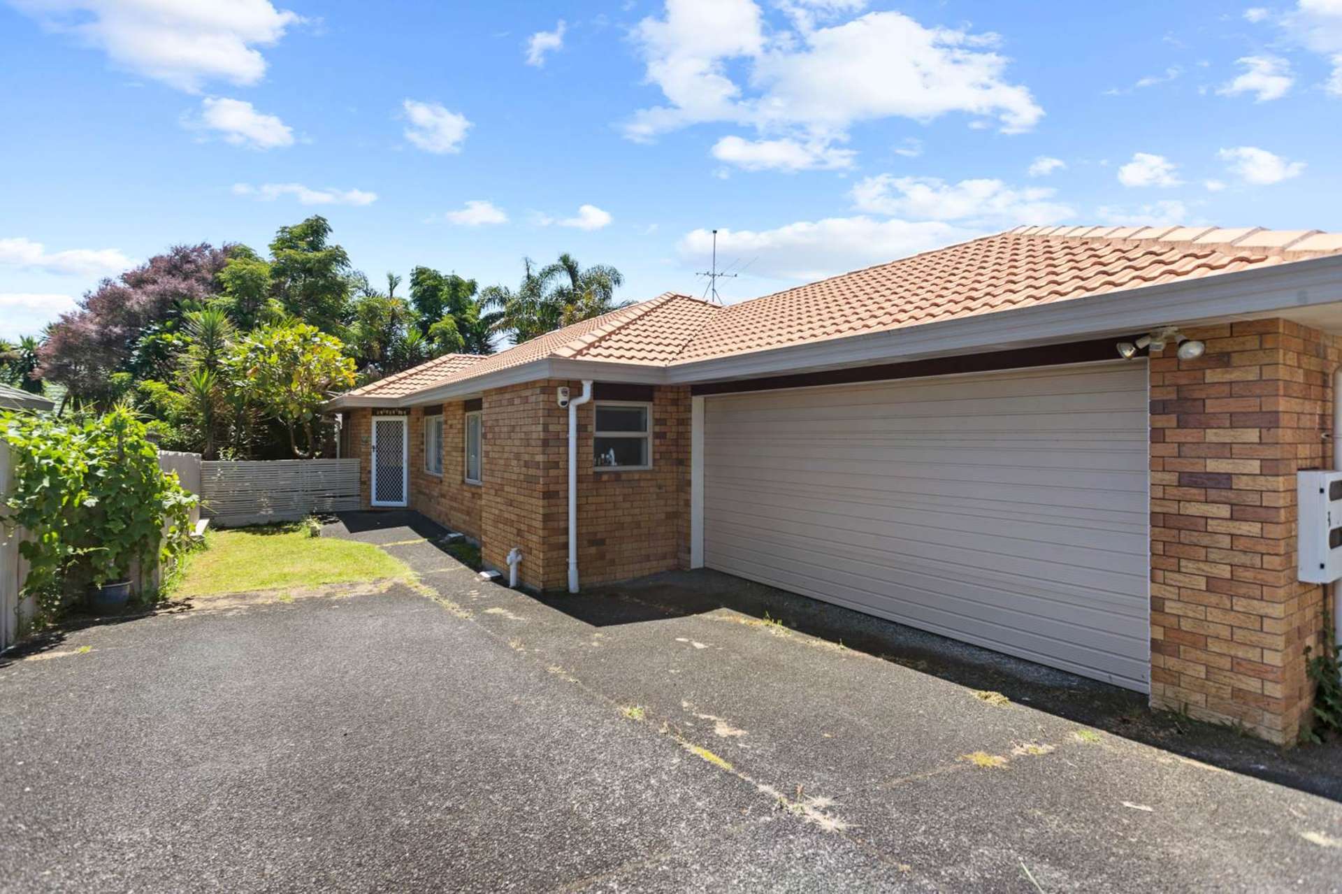 145 Hutchinson Avenue New Lynn_0