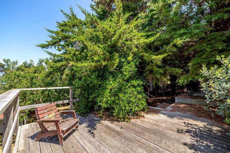 24 Whangaimoana Beach Road Pirinoa_18