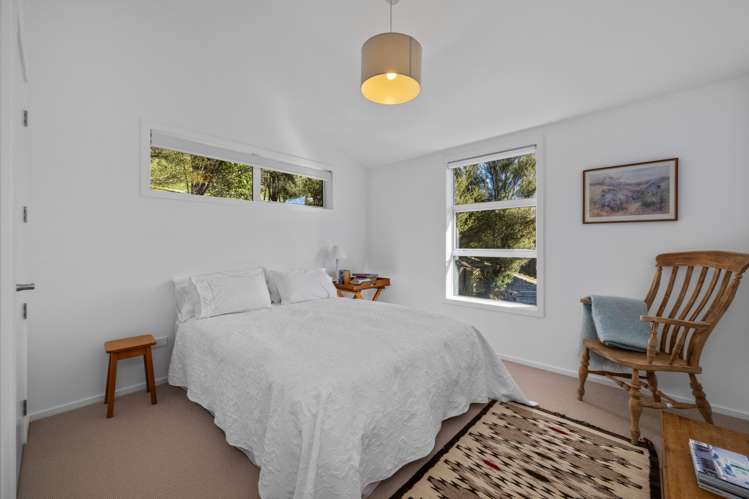8 Fantail Heights Picton_20