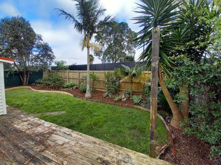 51 Keyte Street 11640_13