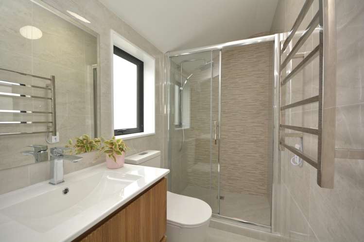 2B Athelstan Place Otara_15