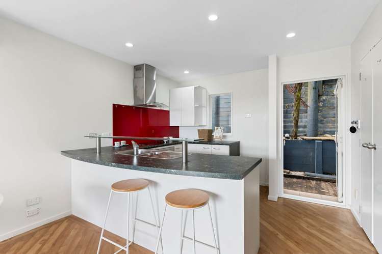 1/48A Exmouth Road_2