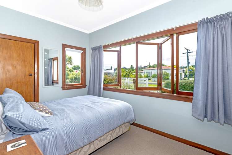 18 Oak Street Mangapapa_13