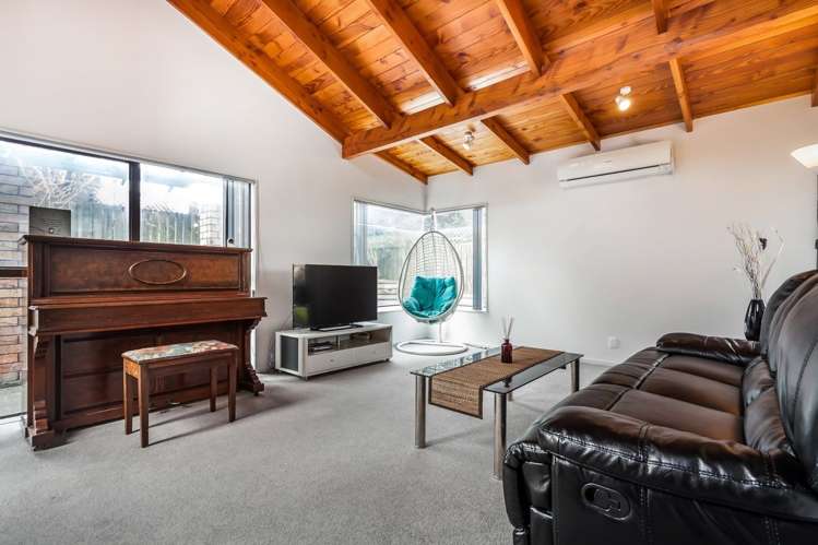 1/6 Glucina Avenue West Harbour_4