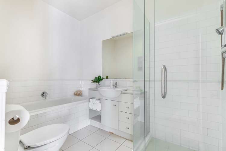 3/36 Victoria Road Devonport_14