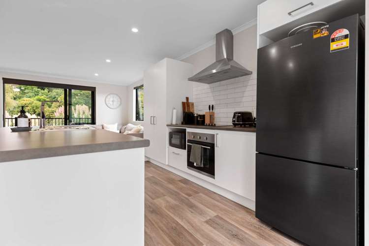 10 Wrybill Way Welcome Bay_13