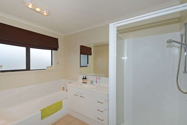 18 Ronald Scott Grove Riverstone Terraces_9