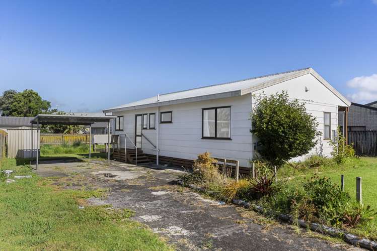 74 Maplesden Drive Clendon Park_18