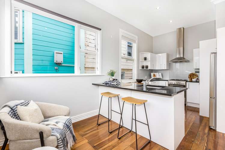 7 Chilka Street Berhampore_12