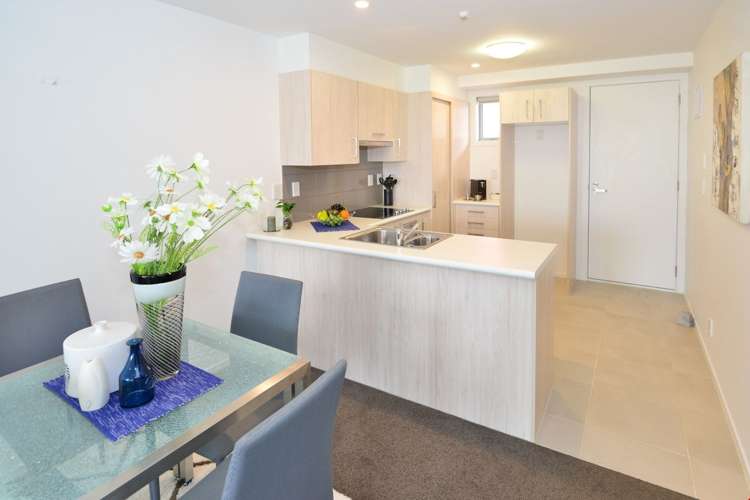 122/17 Link Crescent Stanmore Bay_3