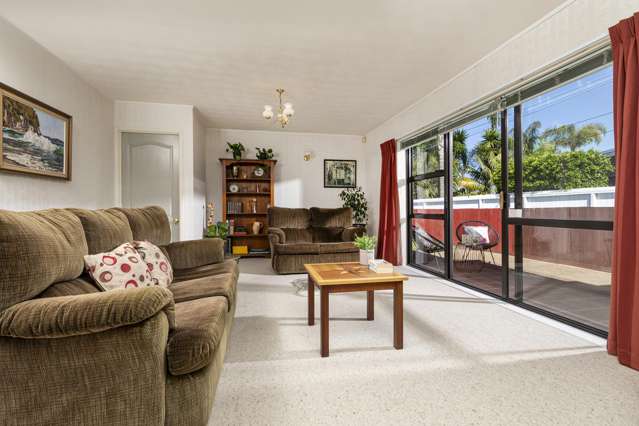 2/31A Colwill Road Massey_3