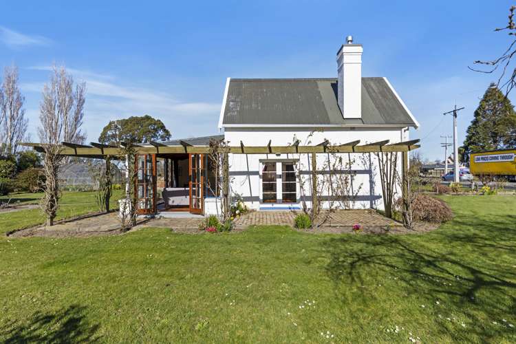 128 Main North Road Woodend_18