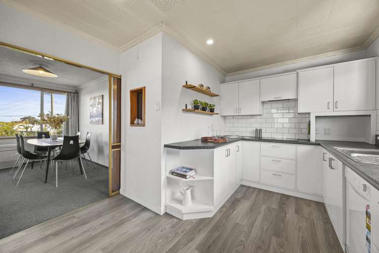 13 Seaview Road Brighton_7