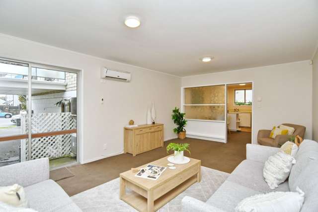 2/25 Sherborne Street Saint Albans_1