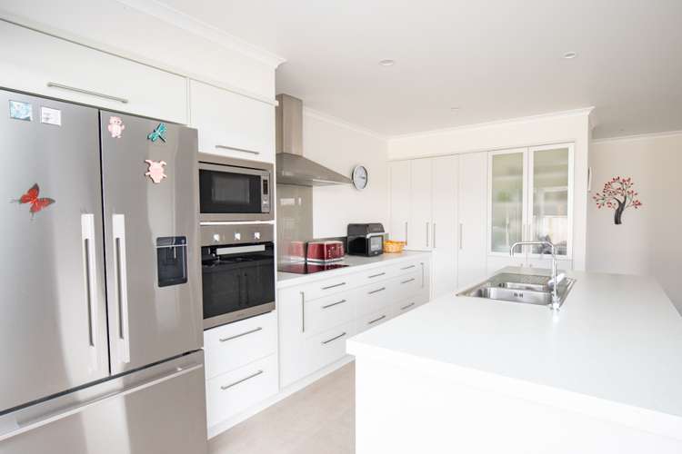 7 Costello Drive Ngatea_4