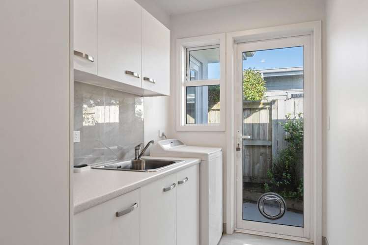 13 Gwyneth Place Lytton West_19