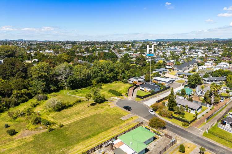 8 Camphora Place Ranui_26