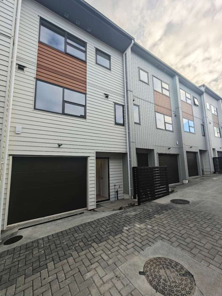 37 Hillside Road_0