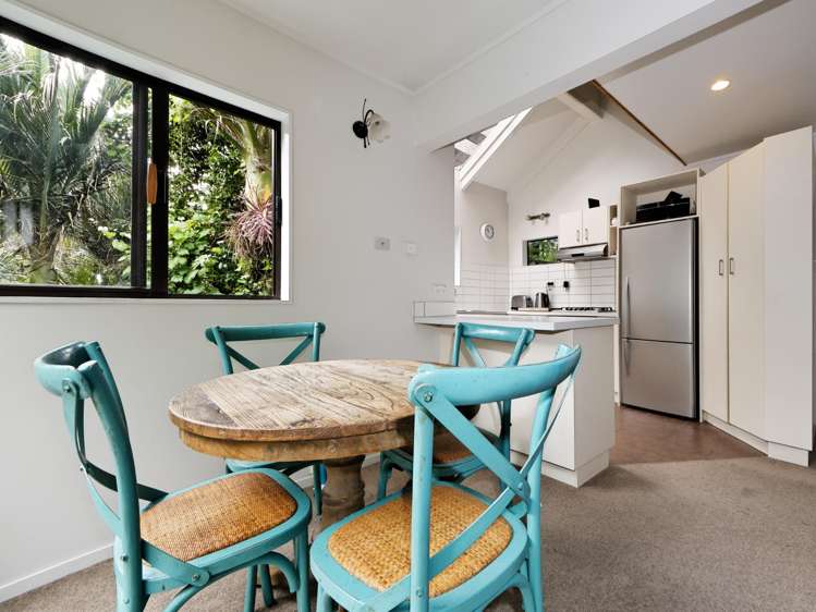 5 Woontons Lane Titirangi_19