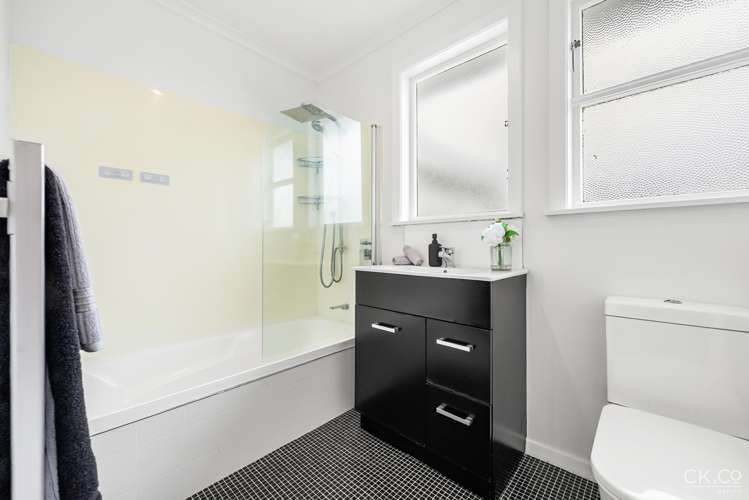 57 Longfellow Street Trentham_17