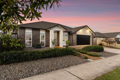57 Te Kio Crescent_1