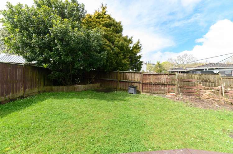 2/28 Powrie Street Glenfield_17