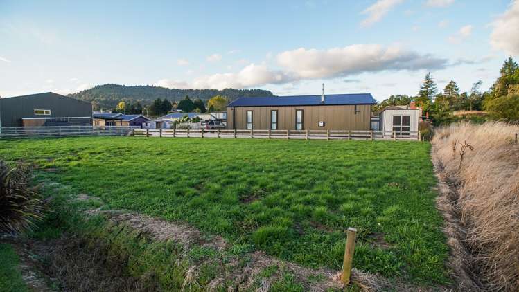 2 Wineberry Lane Ohakune_2