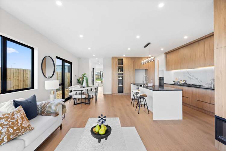 64 Malahide Drive Flat Bush_8