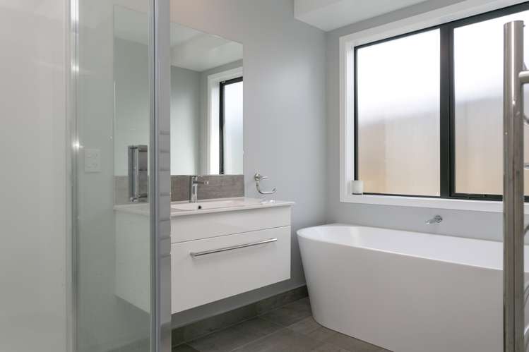 7 Roto Close Wharewaka_16