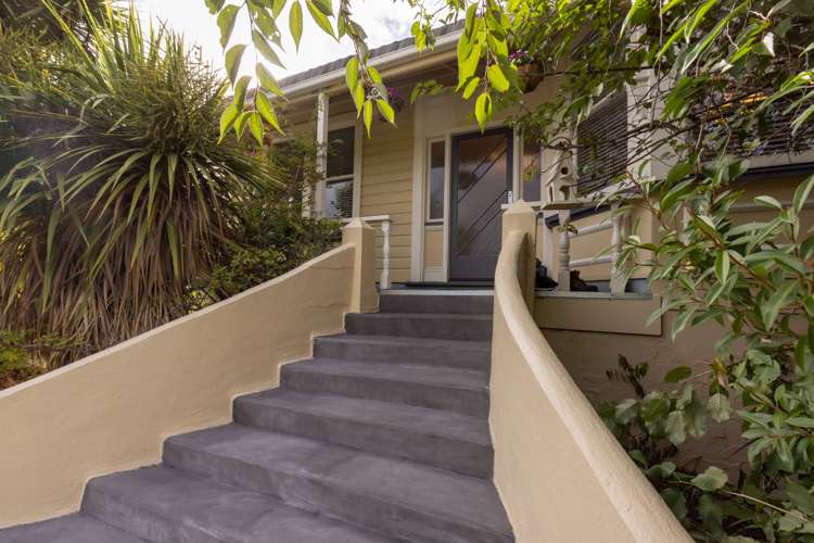 52 Hazel Avenue Caversham_1