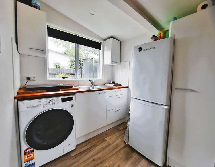 402 Murdoch Road West Raureka_16