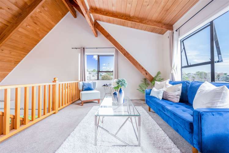 17 Unsworth Drive Unsworth Heights_13