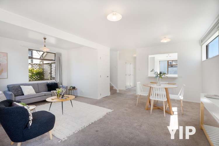 2/46 Wingfield Place Churton Park_1