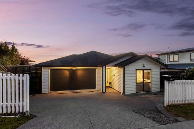 15 Tautoru Avenue Orewa_17