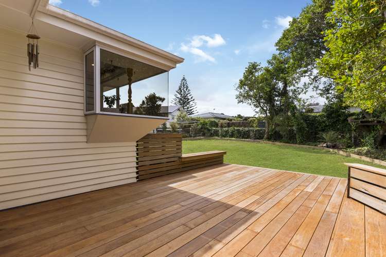 14 Bridgens Avenue Te Atatu Peninsula_14