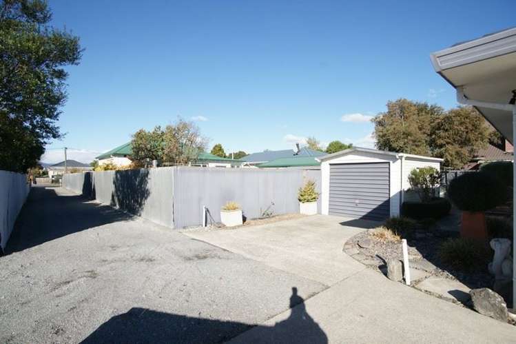 2126/126a Middlepark Road Sockburn_17