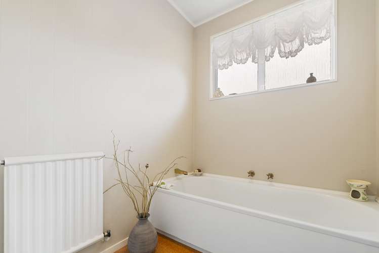 26b Grey Street Glenholme_19